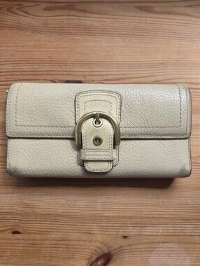 Coach 2000s soho brass wallet in tan/cream leather